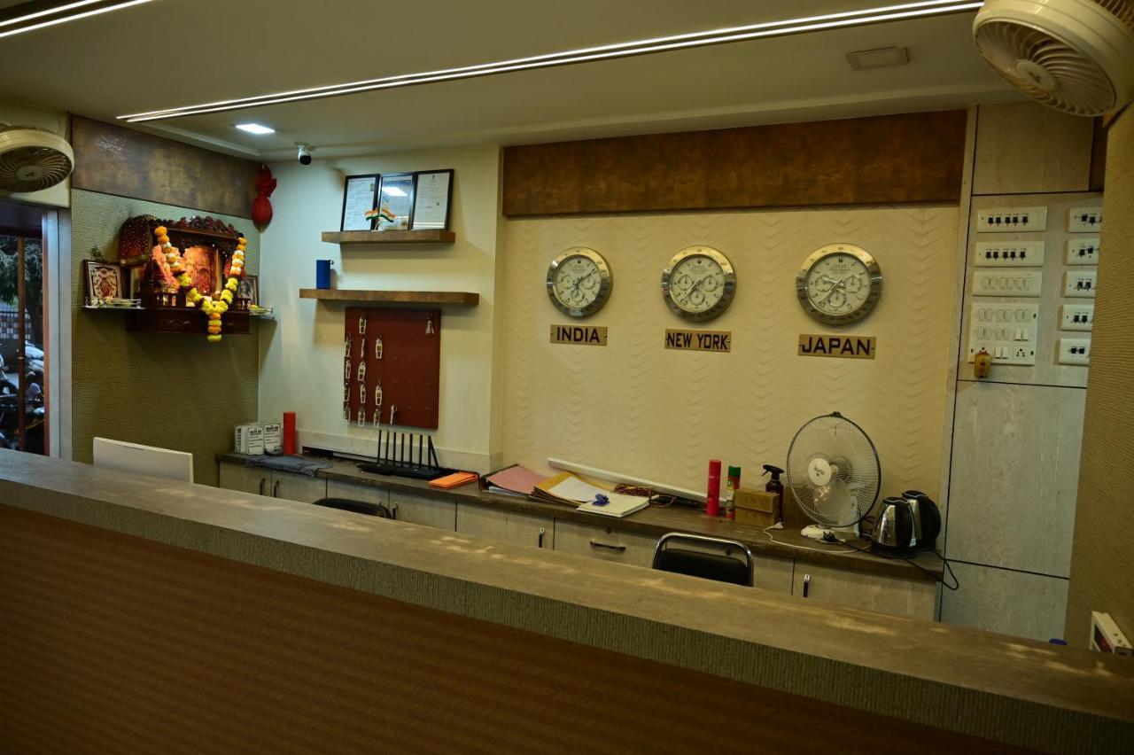 Hotel Diamora Residency ターネー エクステリア 写真